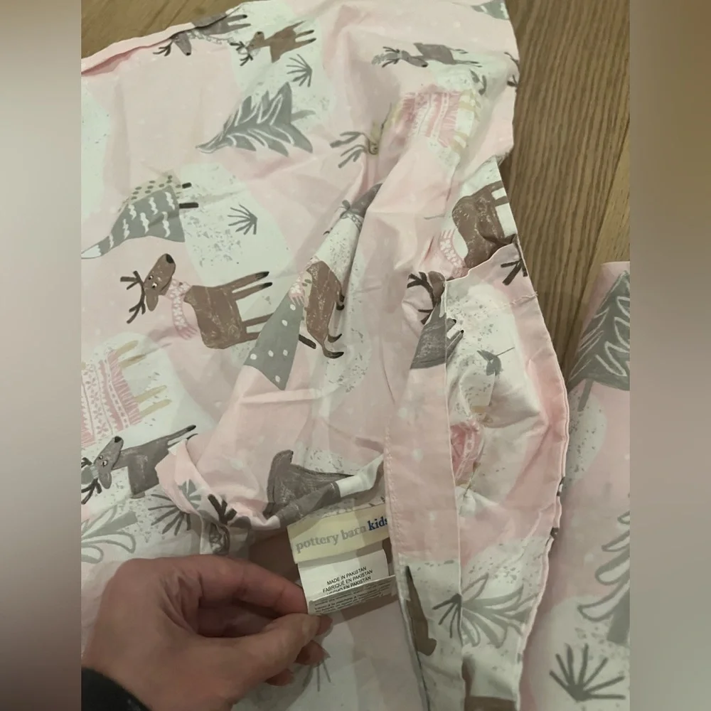 Pottery Barn Kids winter Pink blush Reindeer Duvet Cover and sham organic cotton